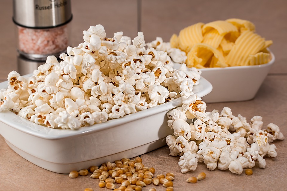 popcorns (Source: pixabay)