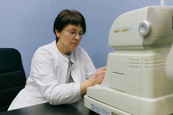 Ophthalmology clinical trials conducted by an Ophthalmolgist