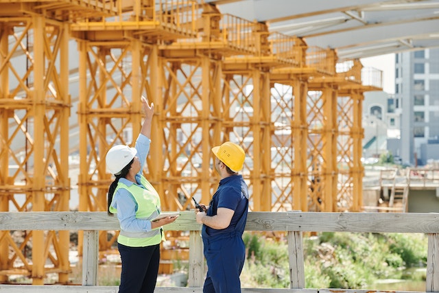 Construction Companies Pros and Cons