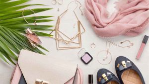 Accessorize Your Outfits in Winter.